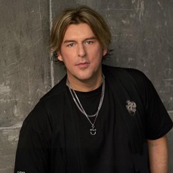 Валерий Стронский «Странник»