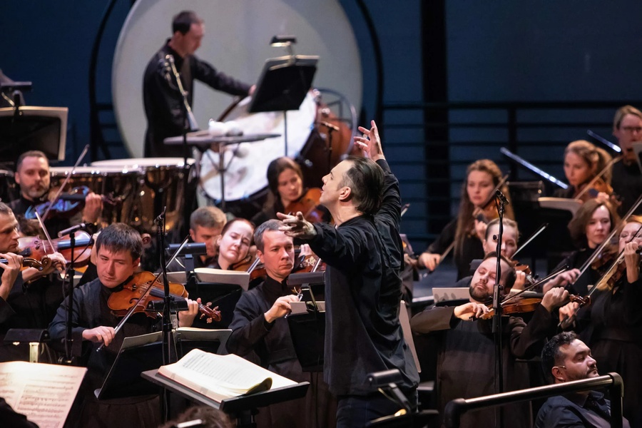 Оркестр musicAeterna и Теодор Курентзис