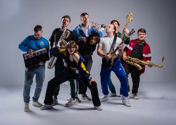 Квартирник за столиками с командой Trblz Band