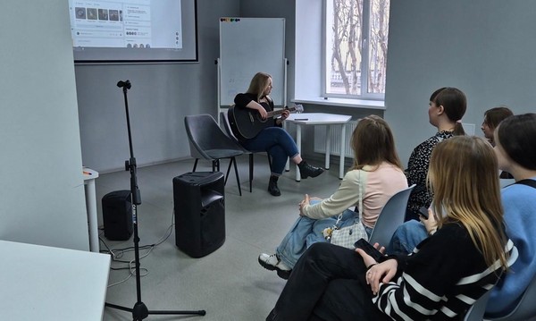 Акустический концерт «Квартирник в «Сопках»