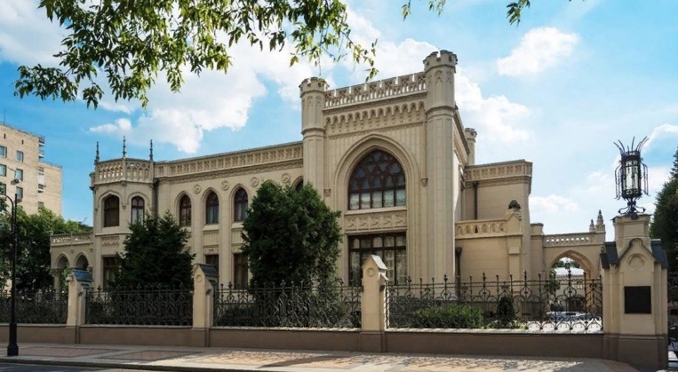 Лариса Скрыпник