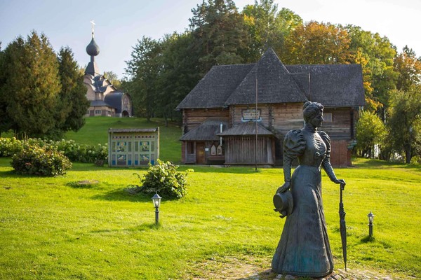 Урок краеведения «Жизнь, посвящённая искусству»