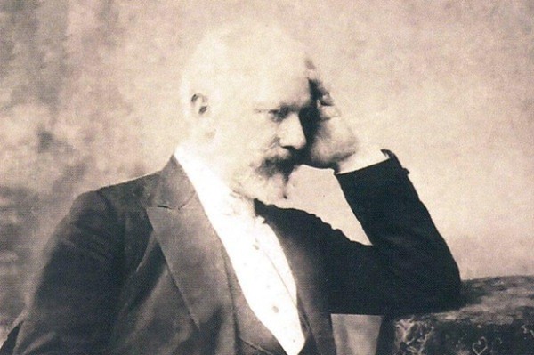 «П.И. Чайковскому – 185». Презентация фортепианного отделения ДШИ №1