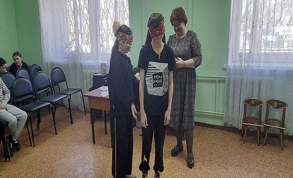 Игровая программа «Мы дружный класс»