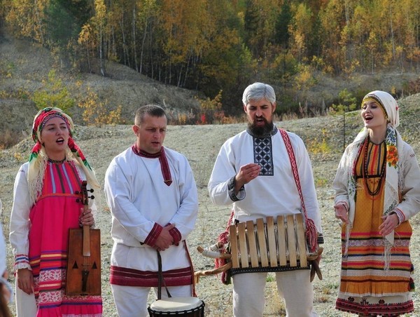 Концерт «Возьмемся за руки»