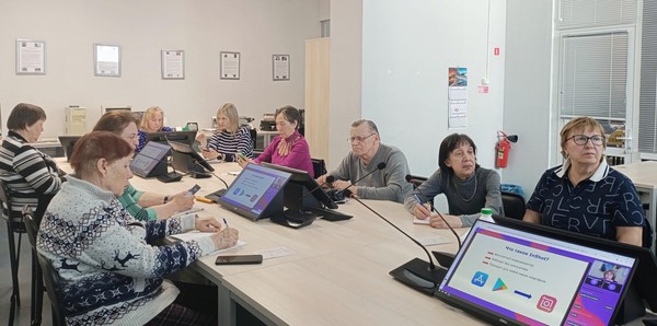 Клуб «Покорители Инета»