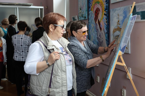 Выставка «Искусство через прикосновение»