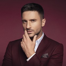 Сергей Лазарев