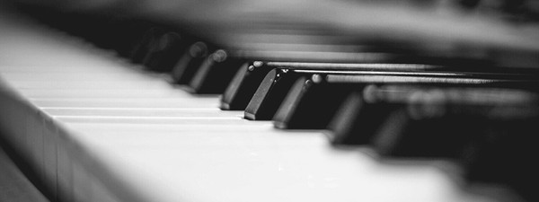 Alex Solely – A Quiet Concert