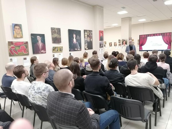 Лекция «Кровь, кожа и жасмин»