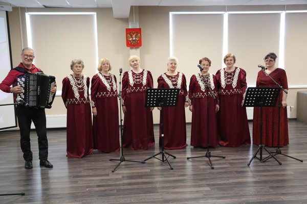 «Помнит сердце, не забудет никогда...»