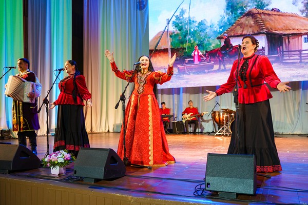 Казачья хата добром богата