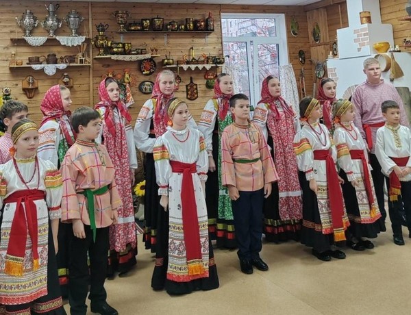 Отчетный концерт фольклорного отделения ДШИ № 7 Курска