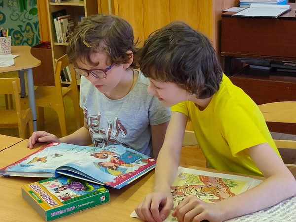 «Книга своими руками»