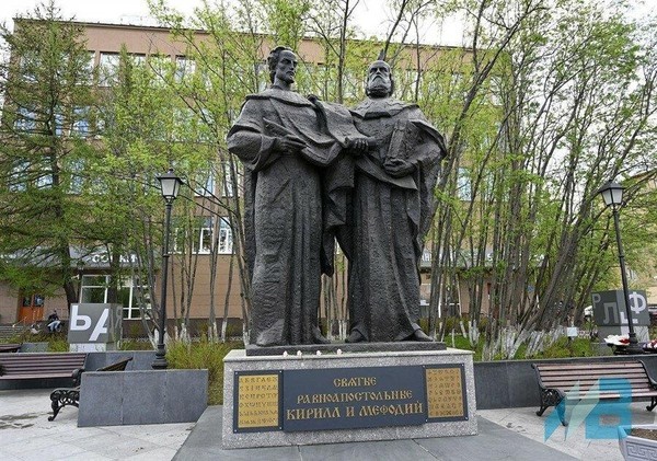 «И было слова дивного начало»