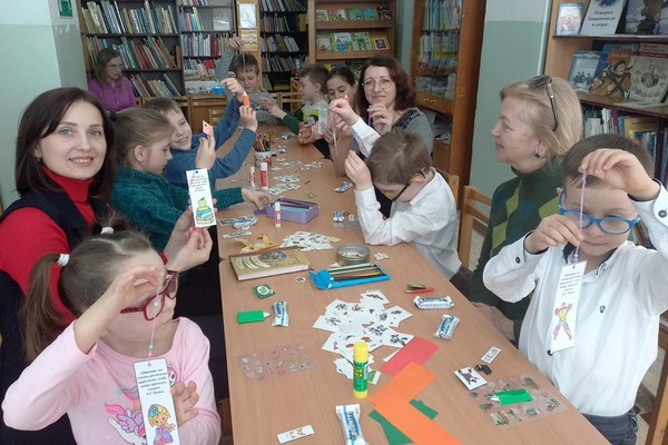 Познавательный час «Здравствуй, книжная страна!»