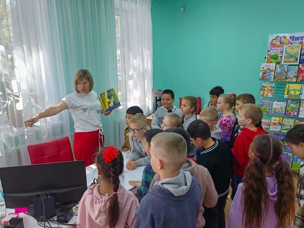 Программа «Мы поздравить вас спешим!»