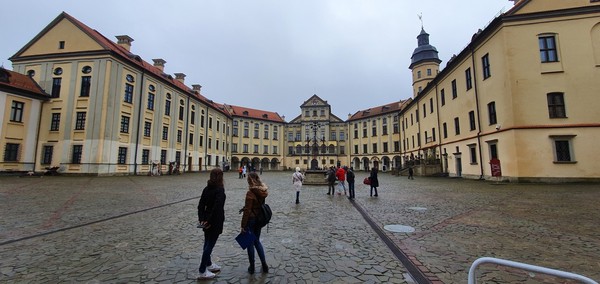 Из Минска — к чудесам страны замков!