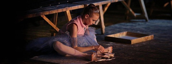 Выпускной спектакль НГХУ