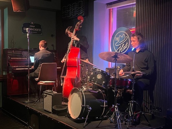 JazzDanS Trio
