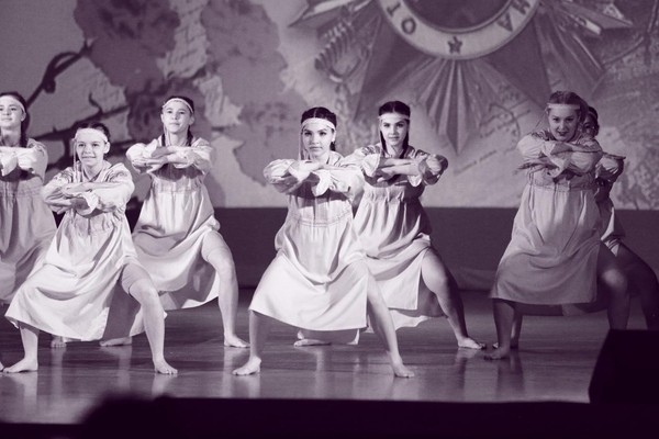 «Связаны»