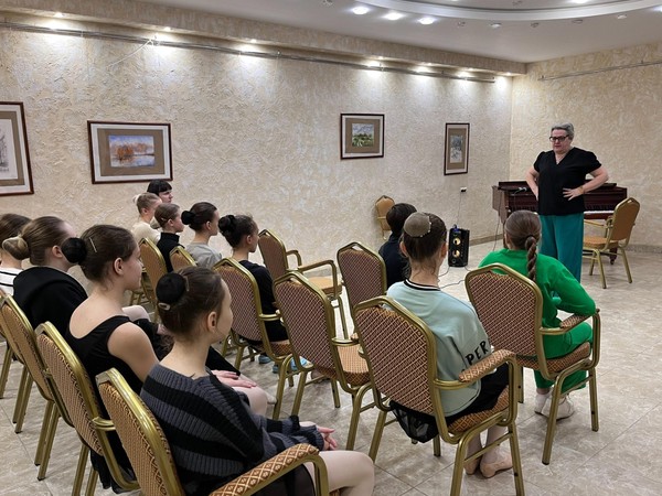 Концерт класса Козыренко В. В. для родителей по вокалу