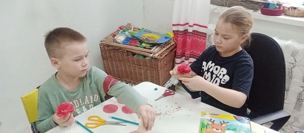 Мастер-класс по полуобъемной аппликации «Должны смеяться дети»