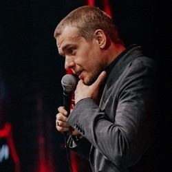 Леонид Кулаков