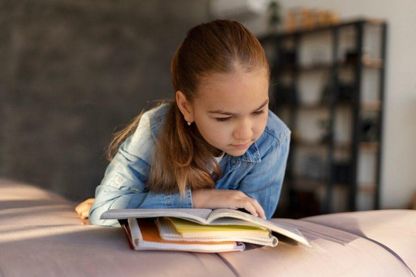 «Книжный военный эшелон»