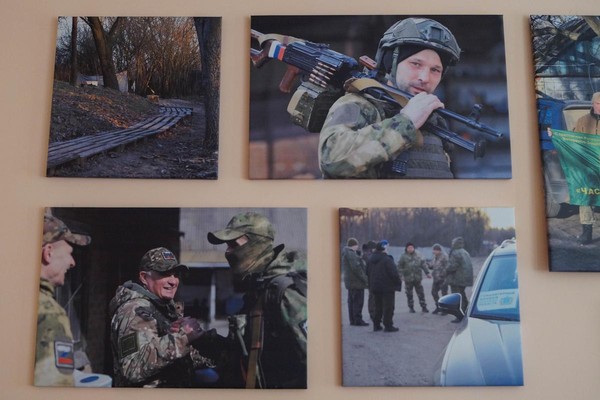 Фотовыставка «СВОи герои» фотографа Александра Куркова