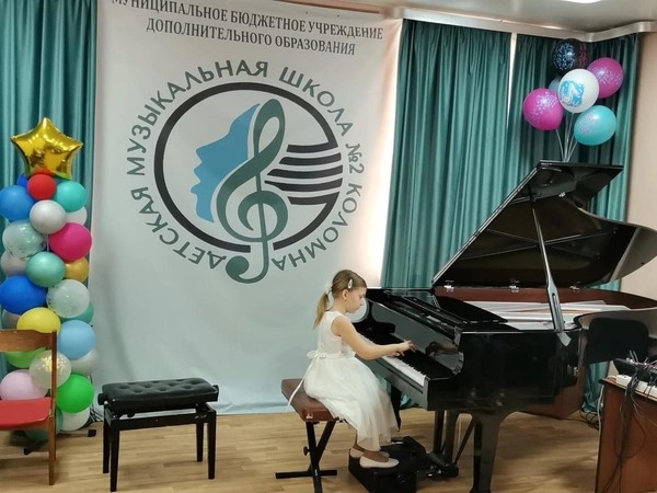 <<Где кончаются слова, там начинается музыка! >>