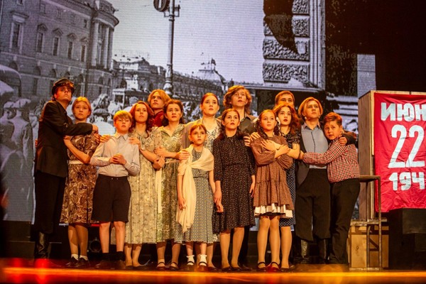 Спектакль «Победа в сердцах поколений»
