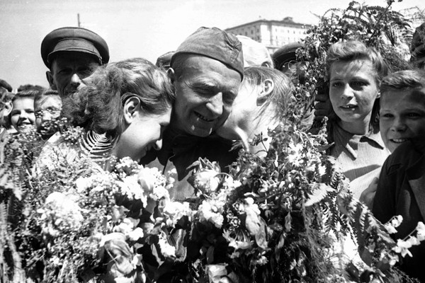 Театрализованный концерт «С чего начинается родина»