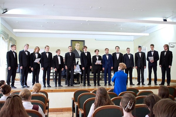 Концерт к 80-летию Победы