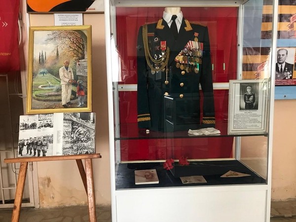 Выставка «Не смолкнет слава тех великих лет!»
