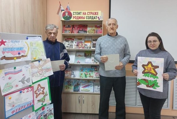 «Стоит на страже Родины солдат!»: фотозона