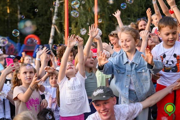 Праздничная программа «Сказка в городе»