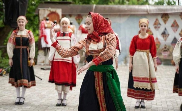 Фестиваль-конкурс «Русский костюм в наследии земли Смоленской»