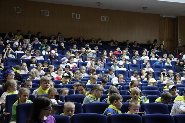 Кино-утренник «По просторам нашей Родины»