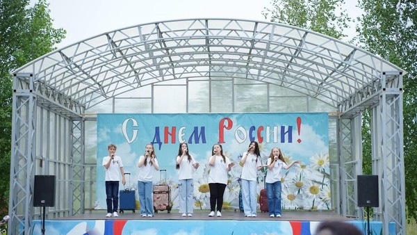Концертная программа «Зову тебя Россиею...»