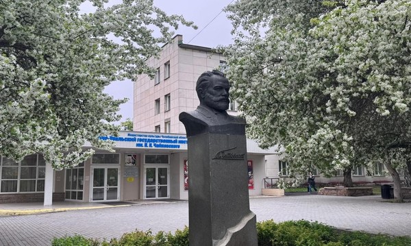 Концерт ассистента-стажера Сергея Корчагина