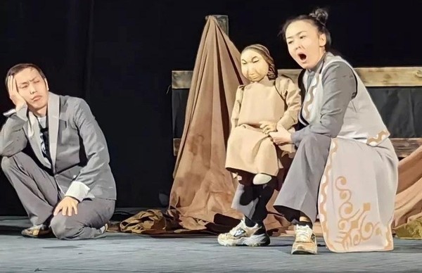Спектакль «Играем в олонхо»