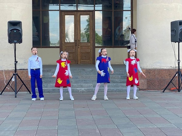 Праздничный концерт, посвященный Дню России и Дню города