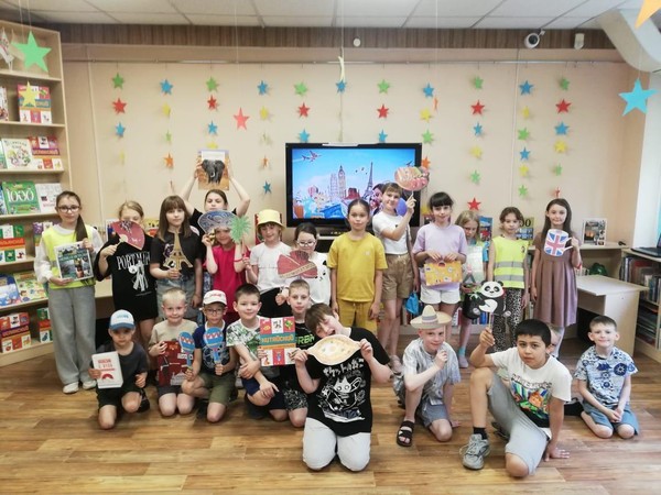 Познавательно-игровая программа «Путешествуем, играя»