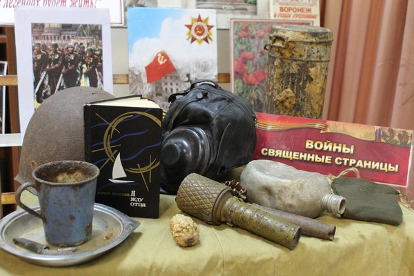 Громкие чтения с комментированием. Юрий Воищев «Я жду отца»