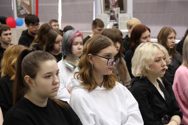 Презентация книги Александра Вычугжанина