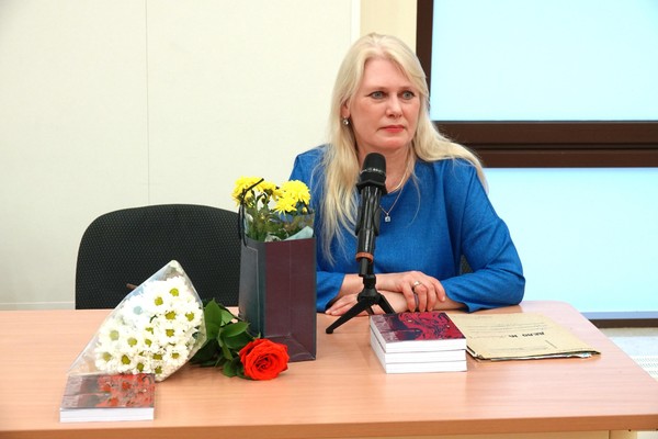 Презентация книги Яны Жемойтелите «Перстень волхва»