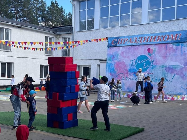 Открытие летней игровой площадки «Art – индустрия «Сочиняй мечты»