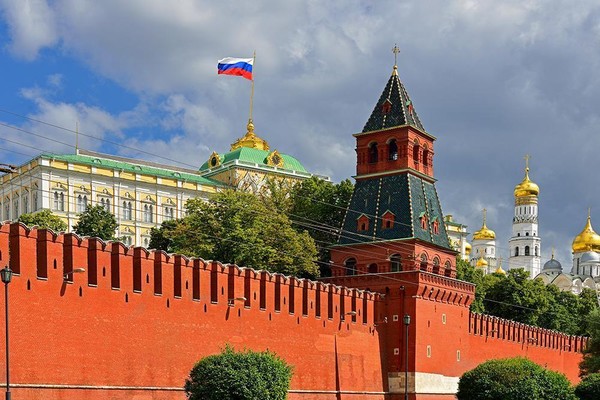 «А Россия была и будет»