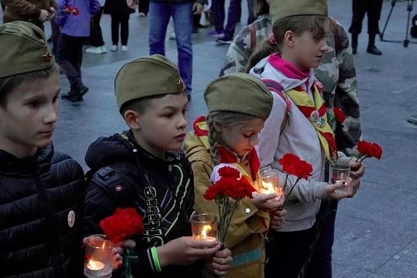 Час мужества «Свеча памяти: рассказы о войне для детей»